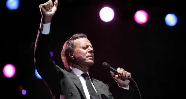 Julio Iglesias